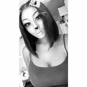 Meet your Posher, Alexandria